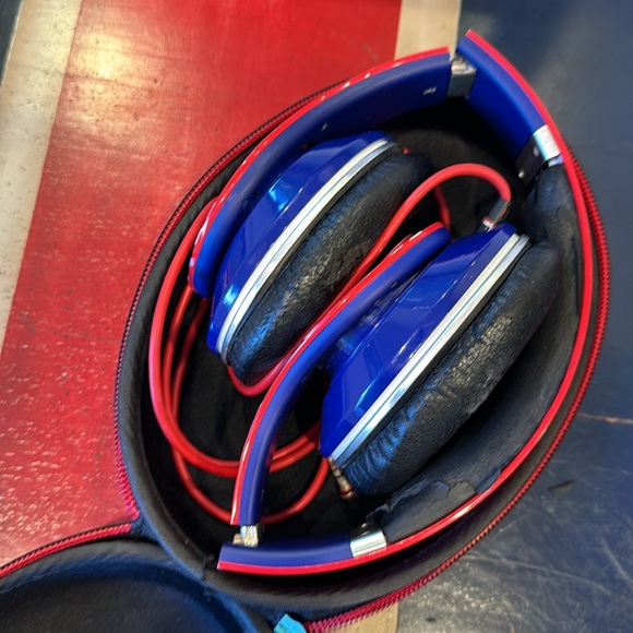 Beats by Dr Dre - extremely rare Union Jack British Flag version - awesome - Picture 7 of 12